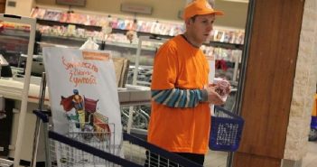 Maskotki na mecz, żywność do wózków