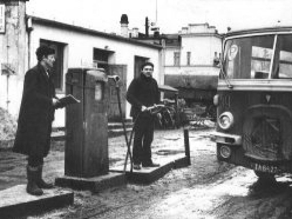 55 lat Komunikacji Miejskiej. Jak zmieniały się autobusy? [ZDJĘCIA]
