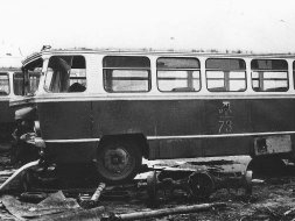 55 lat Komunikacji Miejskiej. Jak zmieniały się autobusy? [ZDJĘCIA]