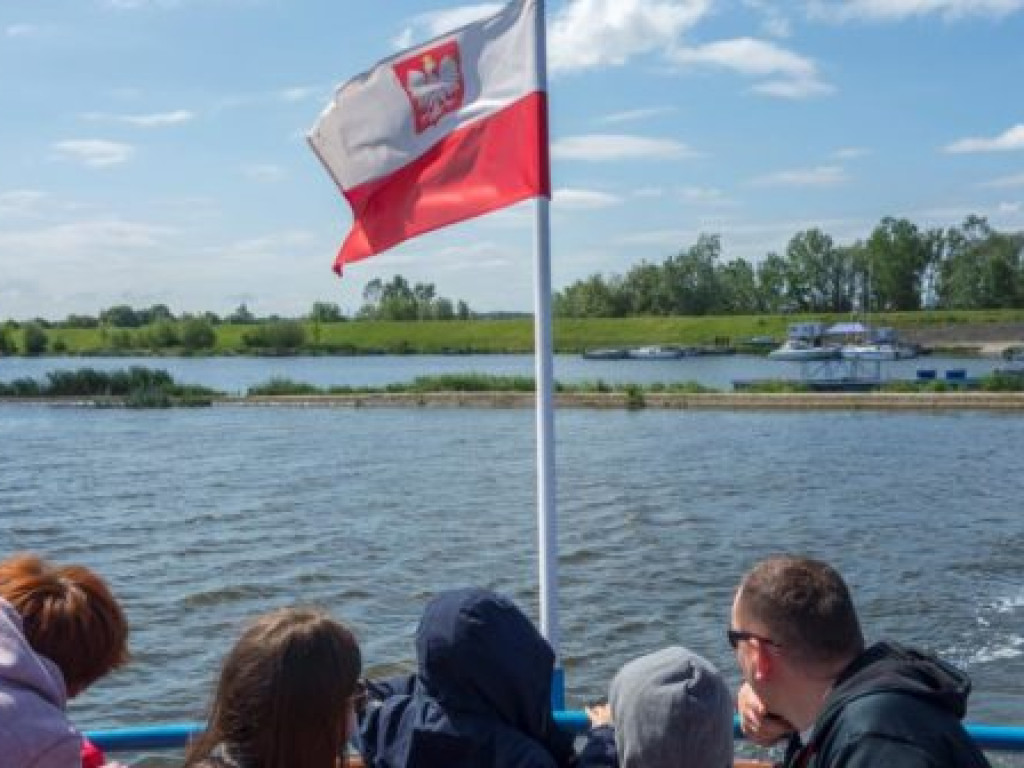 Pasażerowie widzieli orła cień. Specjalny rejs z lornetkami