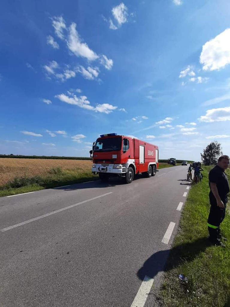 Płoną pola i zboża w powiecie płockim [ZDJĘCIA]