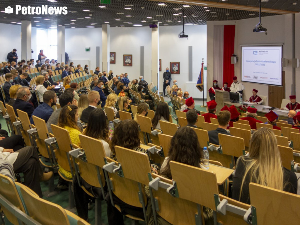 Studenci rozpoczęli nowy rok akademicki [ZDJĘCIA]