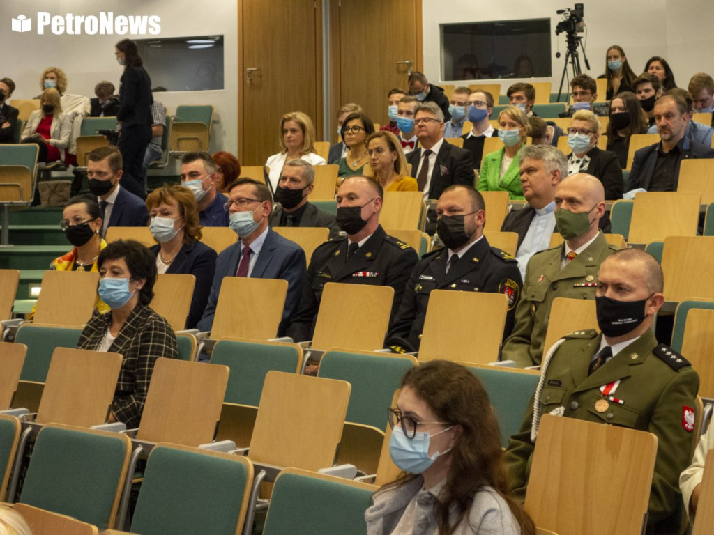 Studenci rozpoczęli nowy rok akademicki [ZDJĘCIA]