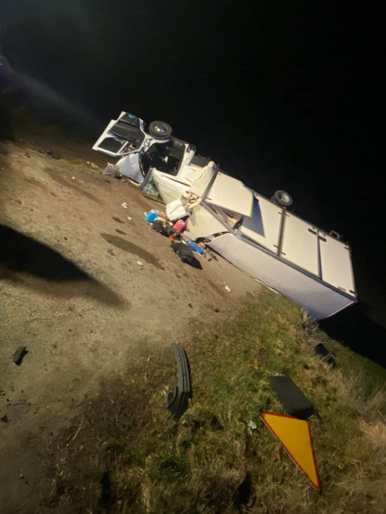 Poważny wypadek w Bielsku. Ranny kierowca ciężarówki [ZDJĘCIA]