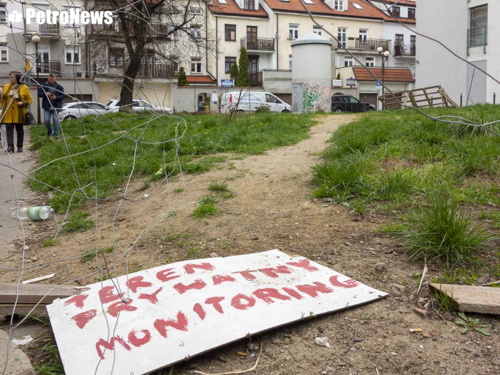 Katastrofalna sytuacja na płockim Starym Mieście. Mieszkańcy pytają co robią władze