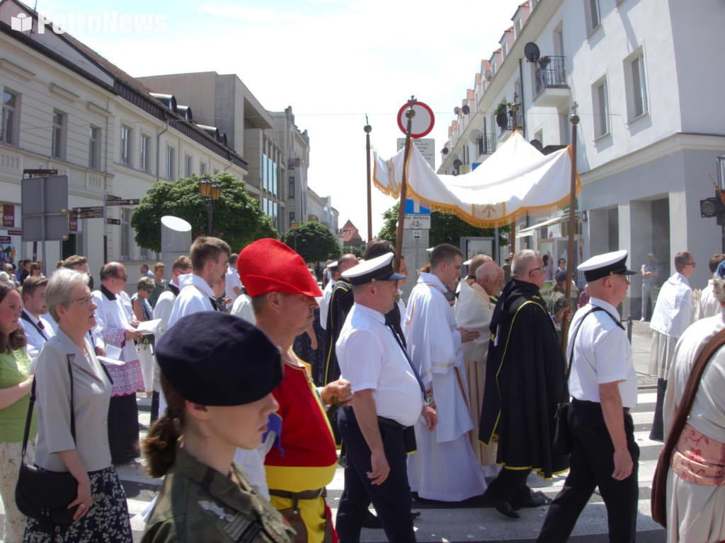 Uroczystości Bożego Ciała. Biskup: 