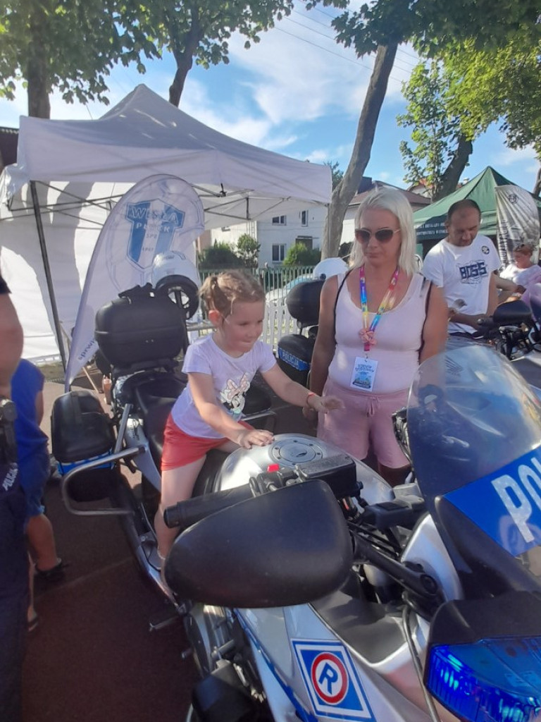 Osiedlowy piknik w Płocku przy gorącej aurze [ZDJĘCIA]