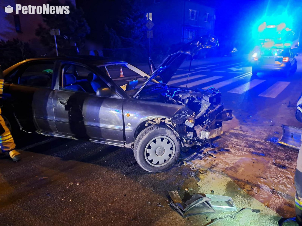 Poważny wypadek w powiecie płockim. Jedna osoba ranna [ZDJĘCIA]