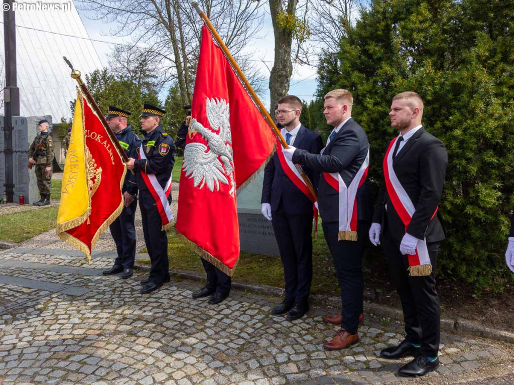 Dzień Pamięci Ofiar Zbrodni Katyńskiej w Płocku [ZDJĘCIA]