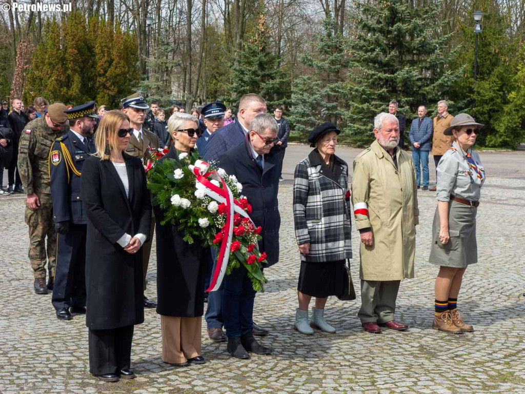 Dzień Pamięci Ofiar Zbrodni Katyńskiej w Płocku [ZDJĘCIA]