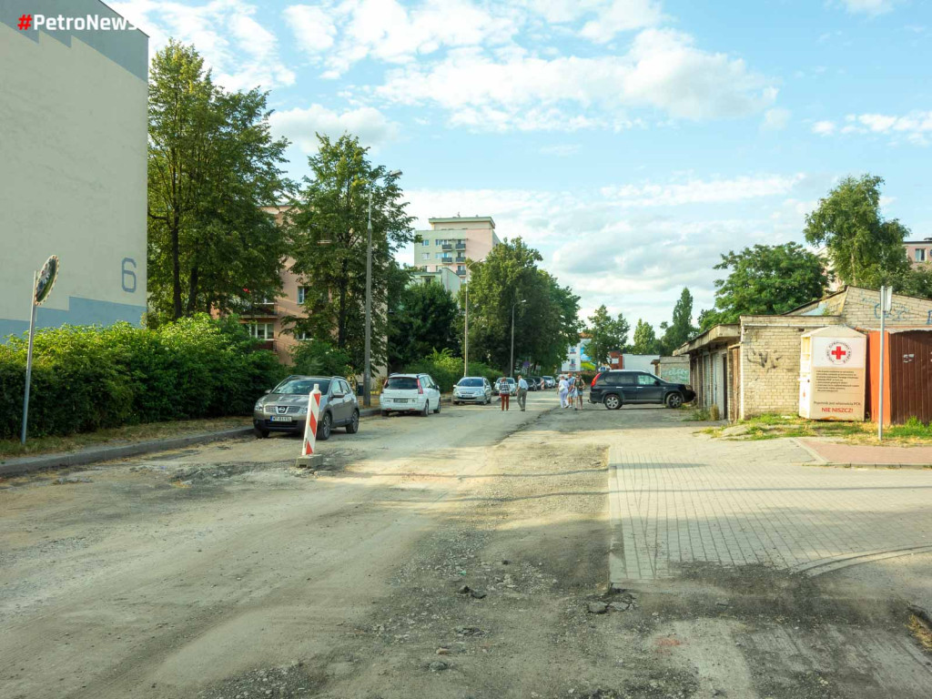 Co dalej z ul. Na Skarpie? Wojewoda unieważnił pozwolenie na budowę [ZDJĘCIA]