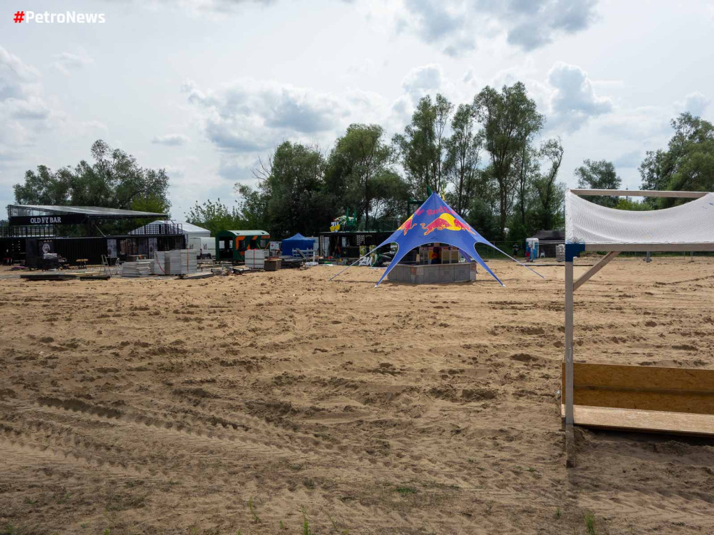 Trwają przygotowania do Audioriver. Jak wygląda miasteczko i harmonogram występów? [ZDJĘCIA]