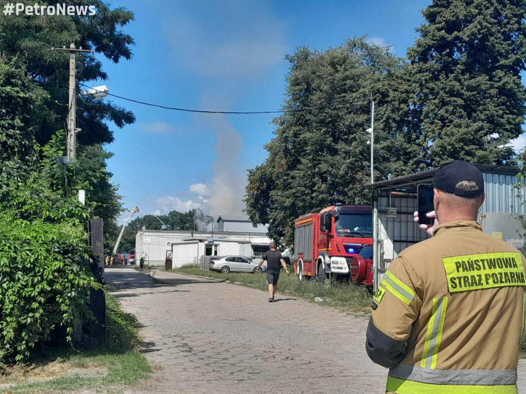 Pożar składowiska odpadów w Nowym Miszewie! [ZDJĘCIA]