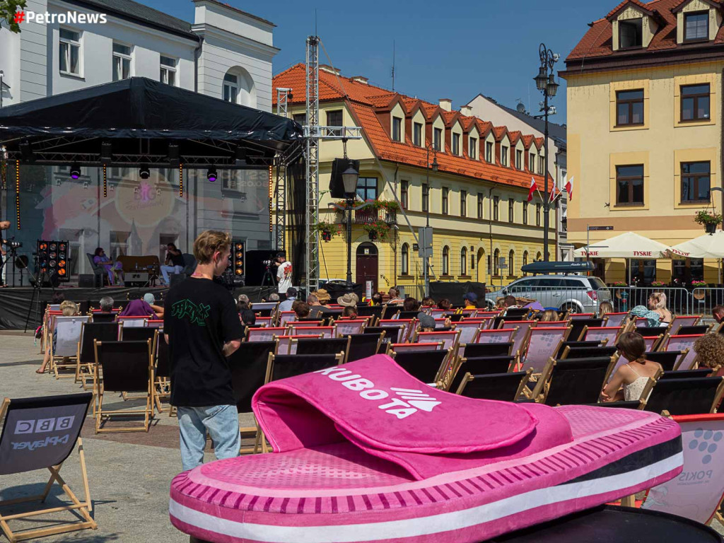 Spotkanie z Szymonem Majewskim na Big Festivalowski. Odcisnął dłoń na piasku [ZDJĘCIA]