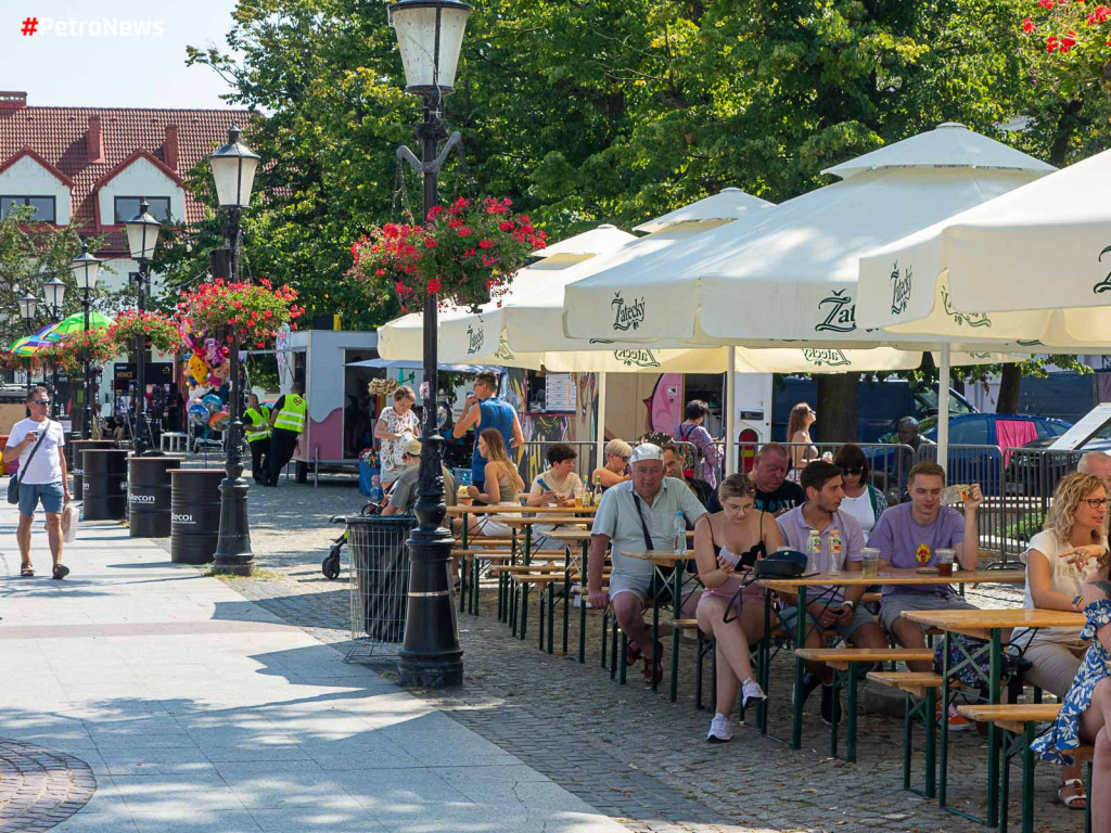 Spotkanie z Szymonem Majewskim na Big Festivalowski. Odcisnął dłoń na piasku [ZDJĘCIA]