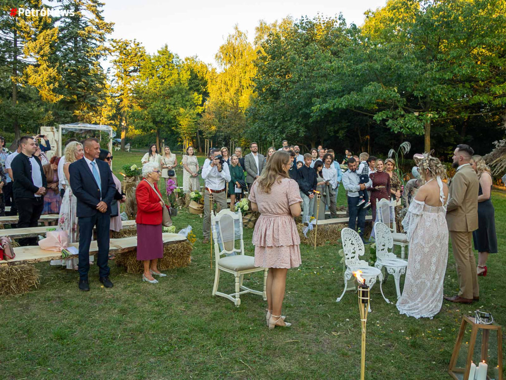 Pierwszy w historii ślub w płockim ZOO [ZDJĘCIA]