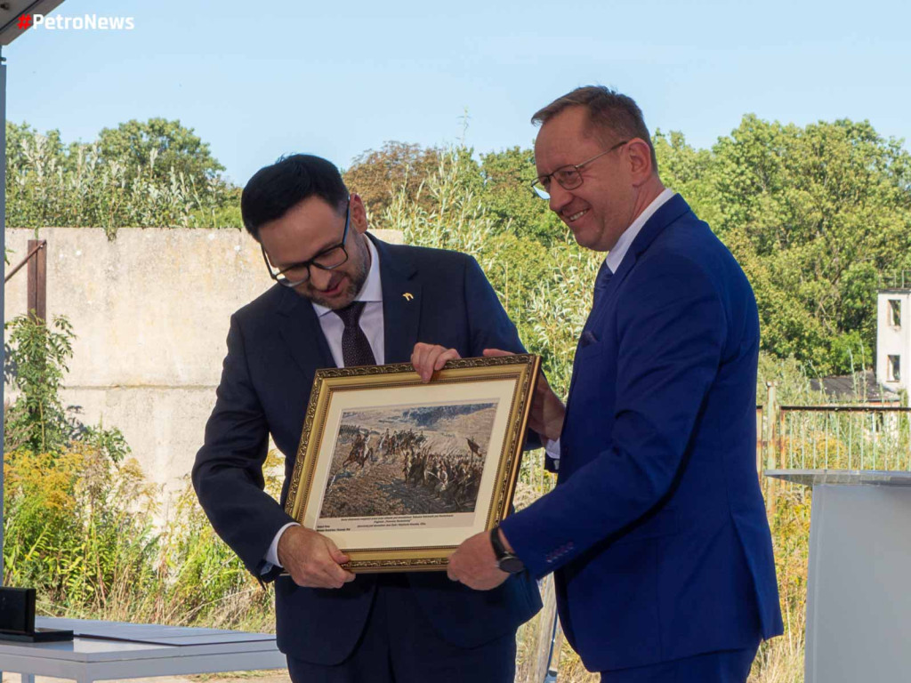 ORLEN zaczyna biopaliwową rewolucję. Zyskają polscy rolnicy i kierowcy [FILM, ZDJĘCIA]