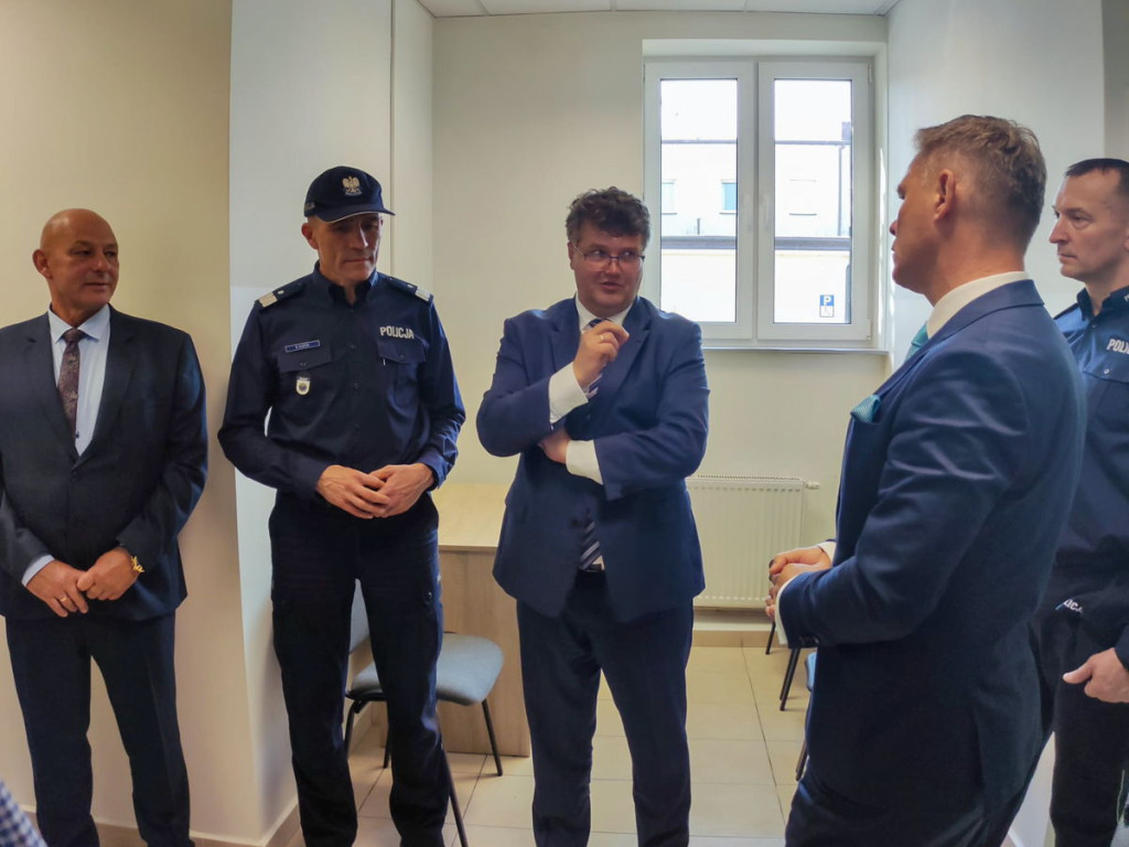 Słupno stanie się bezpieczniejsze. Otwarto nowy Posterunek Policji [FILM, ZDJĘCIA]