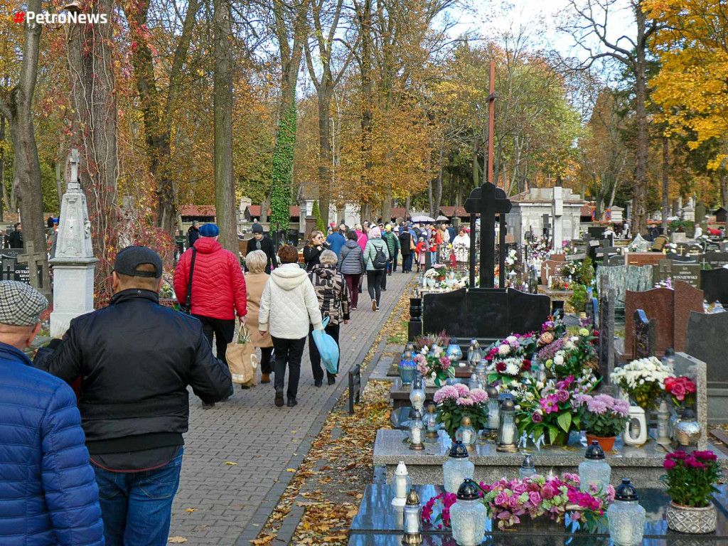 Wszystkich Świętych w Płocku [ZDJĘCIA]