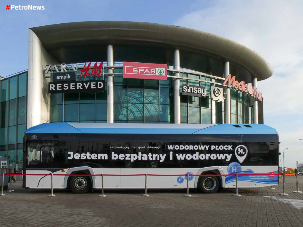 Autobus na wodór testowany w Płocku. Ekologiczne paliwo dostarcza ORLEN [ZDJĘCIA]