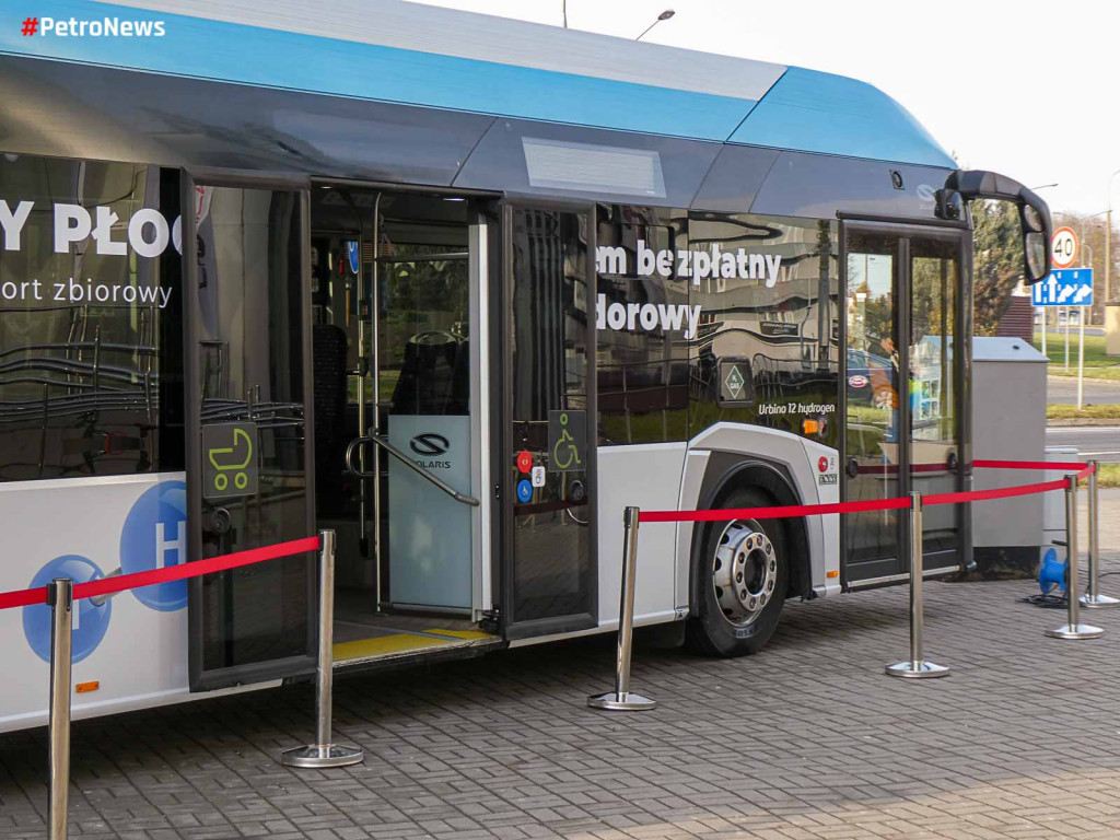 Autobus na wodór testowany w Płocku. Ekologiczne paliwo dostarcza ORLEN [ZDJĘCIA]