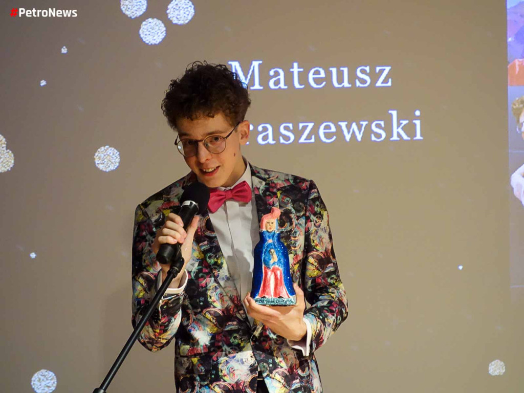 Wielki bal Małachowiaków na sto dni przed maturą [ZDJĘCIA]