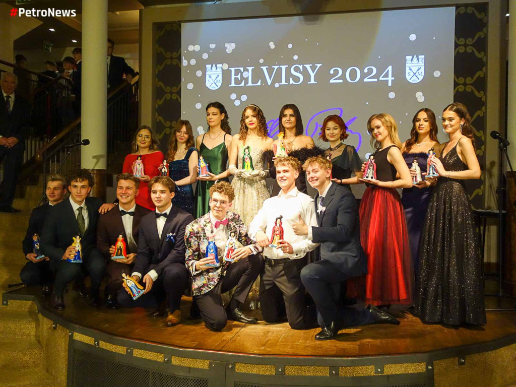Wielki bal Małachowiaków na sto dni przed maturą [ZDJĘCIA]