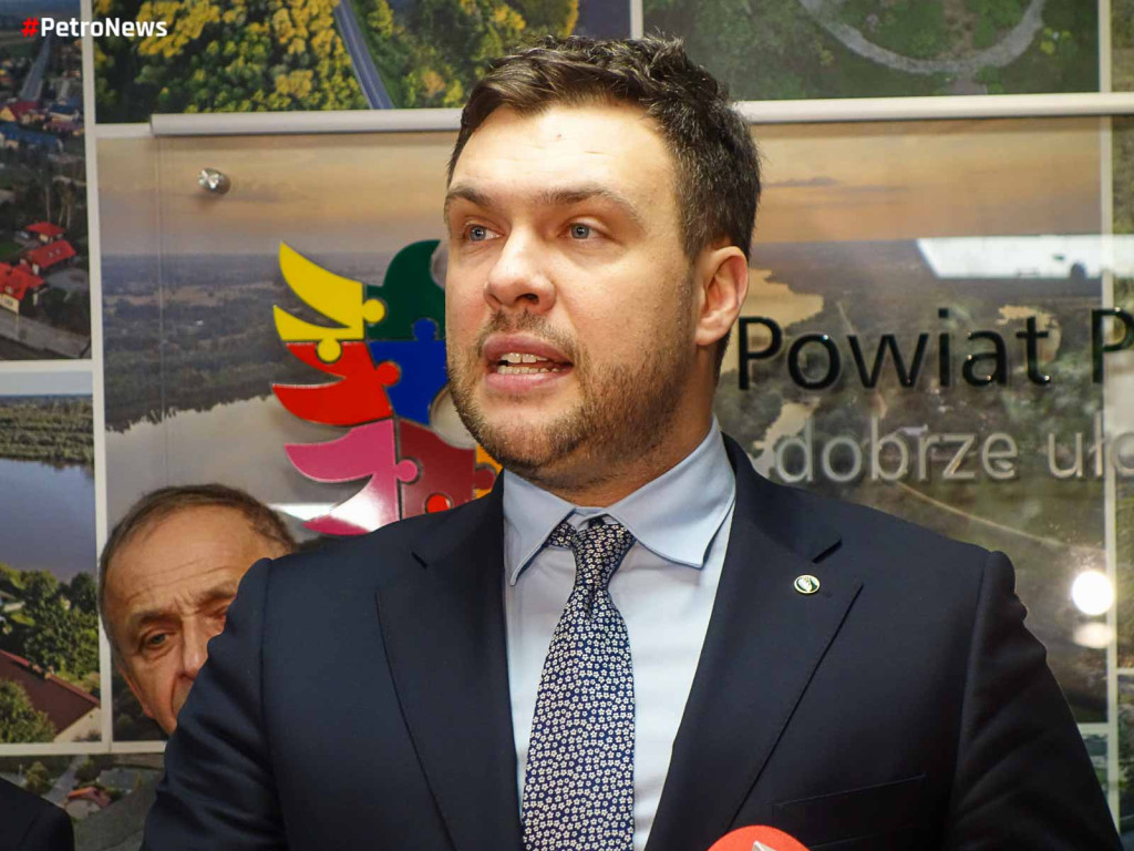 Starostwo płockie staje po stronie rolników w sporze z Unią Europejską. Wiceminister: Sytuacja jest trudna