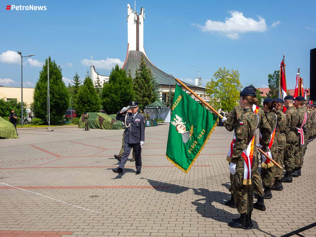 Płockie liceum mundurowe ma już 20 lat [ZDJĘCIA]