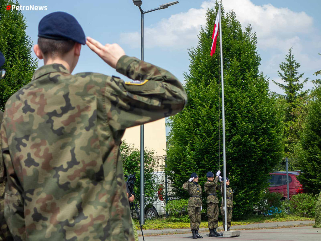 Płockie liceum mundurowe ma już 20 lat [ZDJĘCIA]