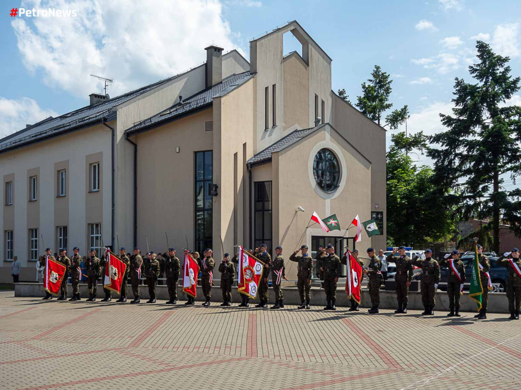 Płockie liceum mundurowe ma już 20 lat [ZDJĘCIA]