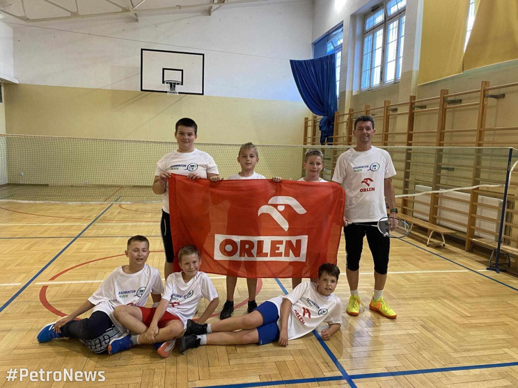 Udany sezon badmintonistów zakończony