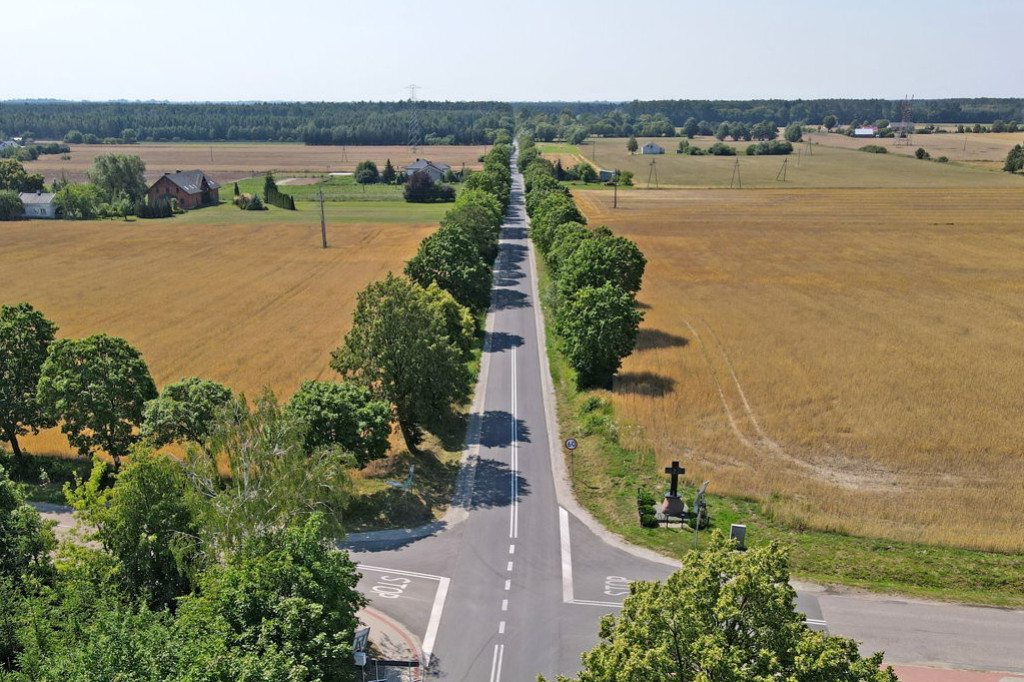 Ważna droga w powiecie otwarta po przebudowie