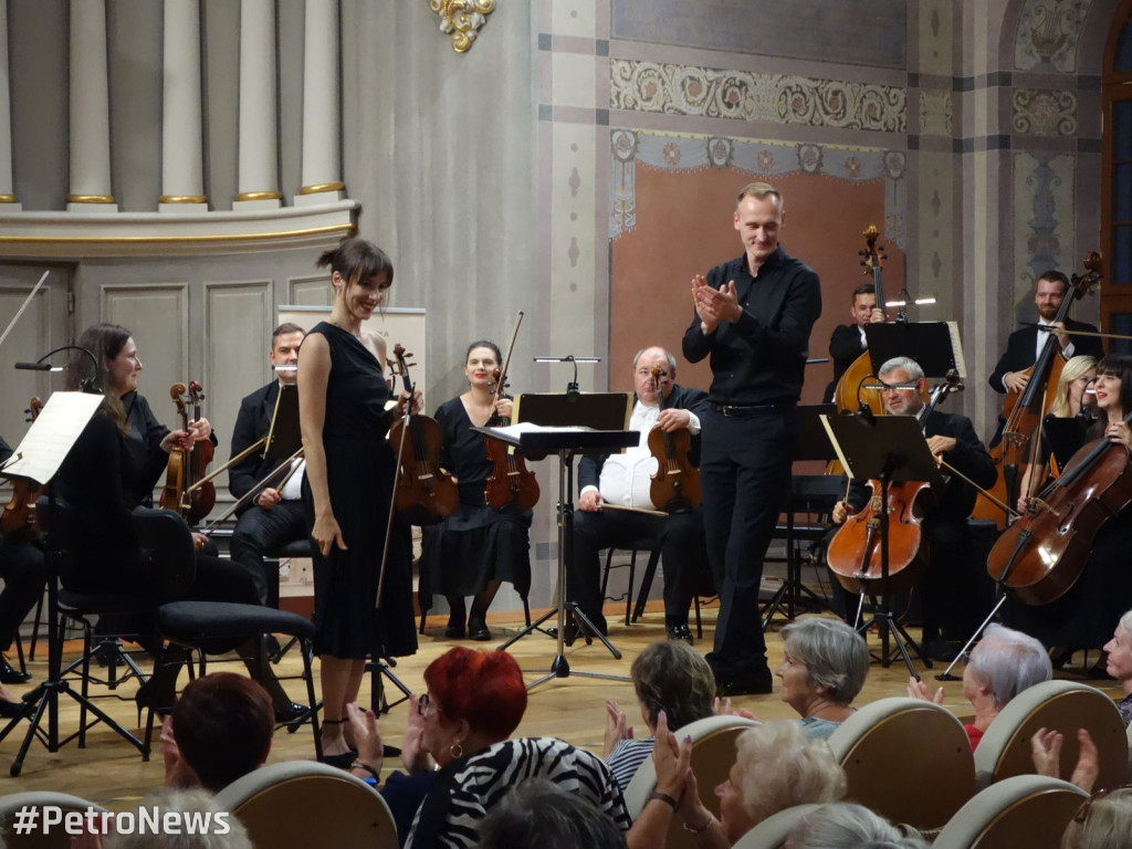 Piękny koncert płockich symfoników w Małachowiance