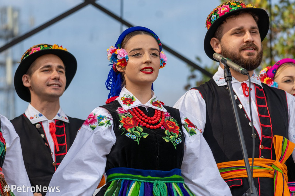 Gorące dożynki powiatowe w Łącku