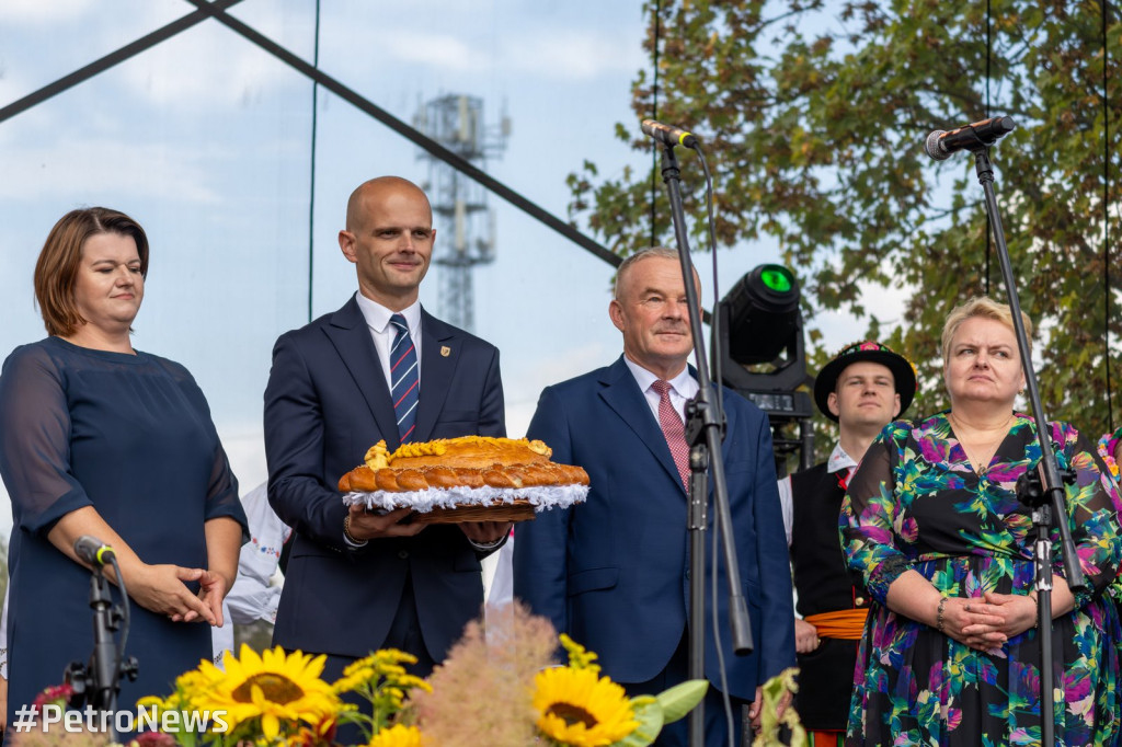 Gorące dożynki powiatowe w Łącku