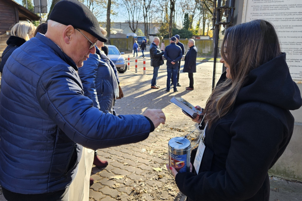 Ratujmy Płockie Powązki po raz 25.