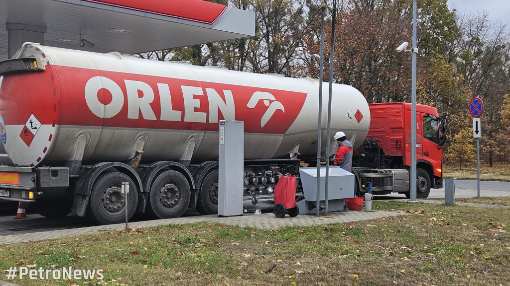 Skąd na stacji ORLEN bierze się paliwo?