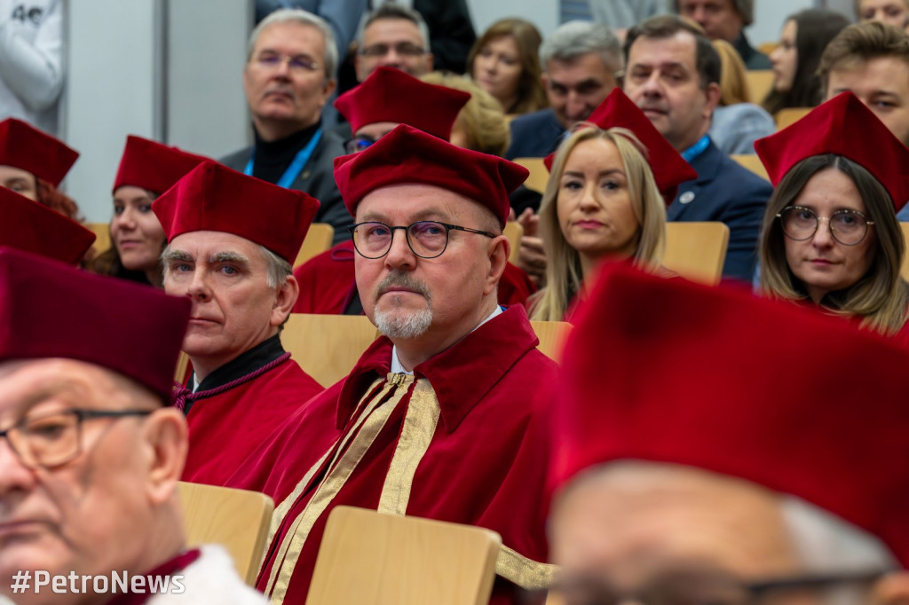 25 lat Akademii Mazowieckiej w Płocku