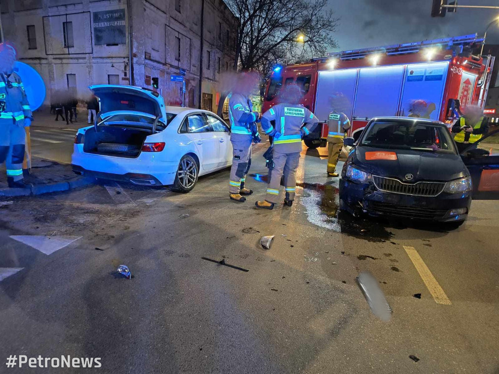 Wypadek w centrum Płocka. Jedna osoba w szpitalu