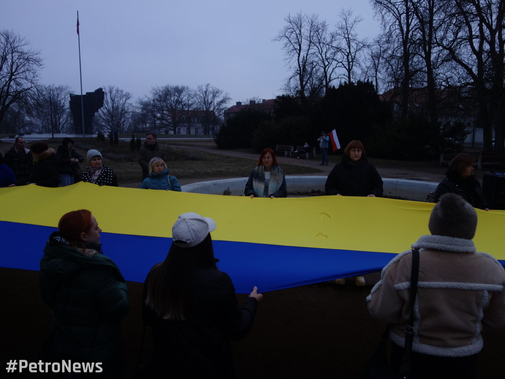 Wiec Ukraiński w Płocku. Była kontrmanifestacja