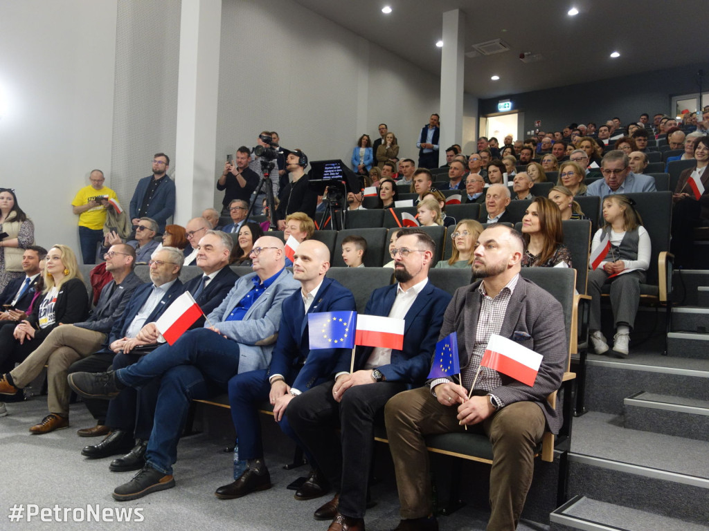 Hołownia w Płocku uderzył w Trzaskowskiego