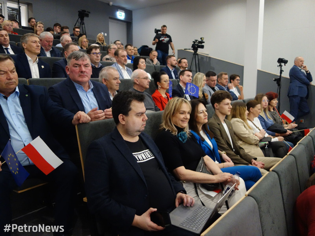 Hołownia w Płocku uderzył w Trzaskowskiego