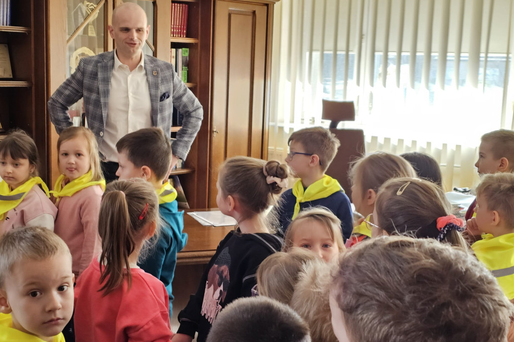 Przedszkolaki w Starostwie Powiatowym w Płocku