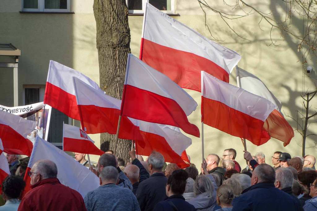 Protest przeciwko nielegalnym imigrantom w Płocku