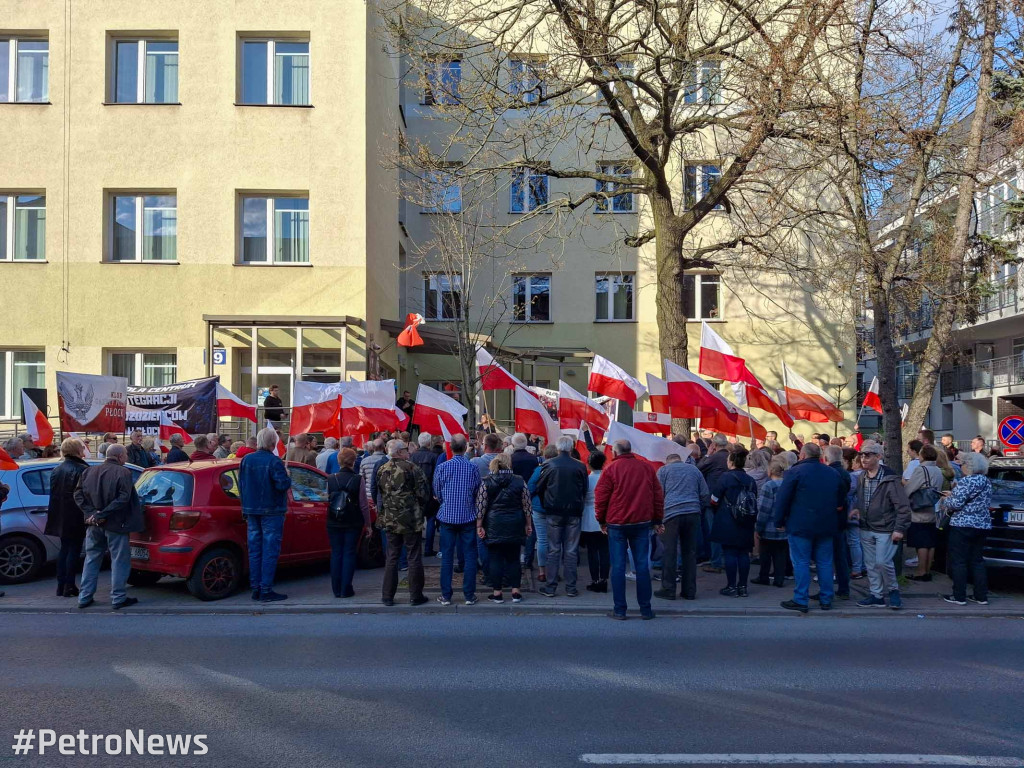 Protest przeciwko nielegalnym imigrantom w Płocku