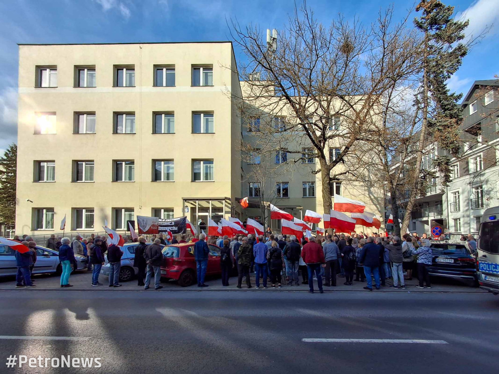 Protest przeciwko nielegalnym imigrantom w Płocku