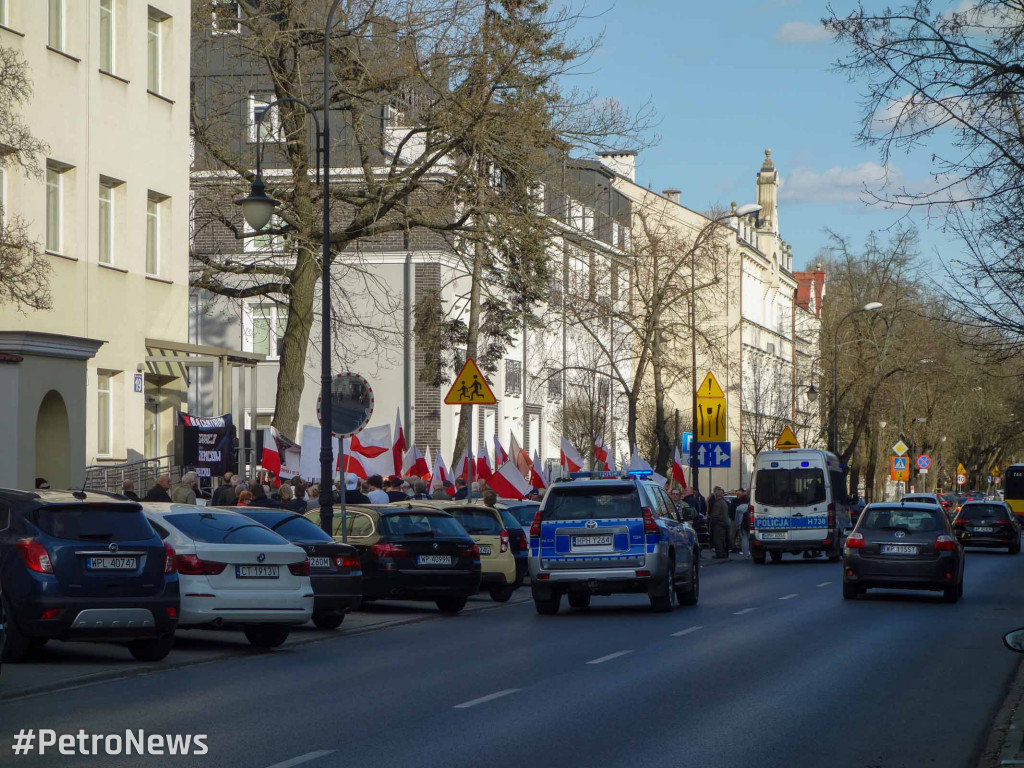 Protest przeciwko nielegalnym imigrantom w Płocku