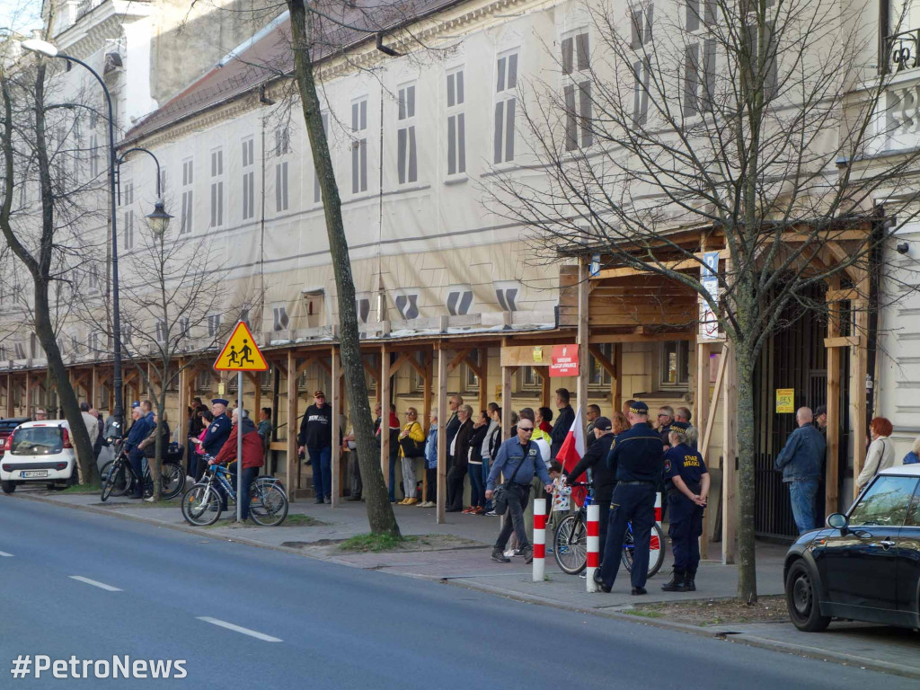 Protest przeciwko nielegalnym imigrantom w Płocku