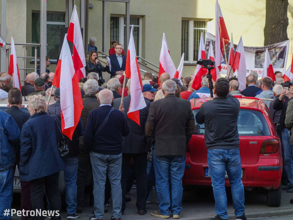Protest przeciwko nielegalnym imigrantom w Płocku